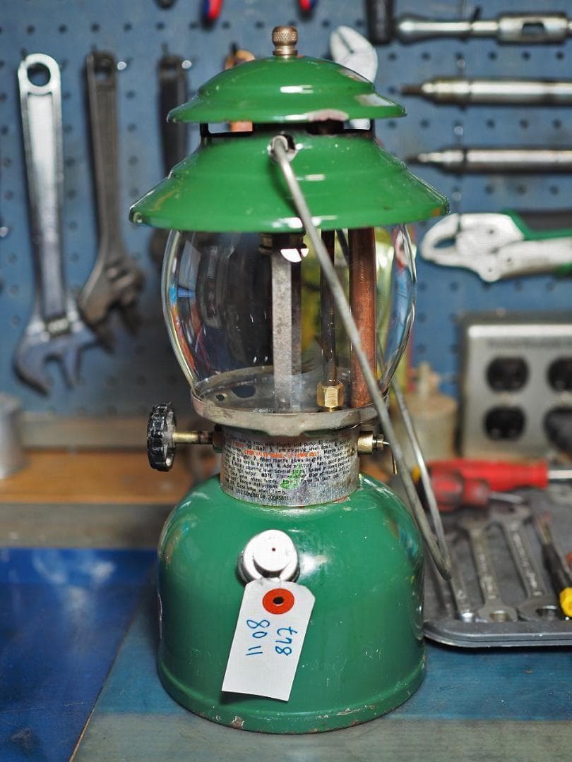 1980年11月 コールマン 200A ランタン (通称ブラックバルブ) t78