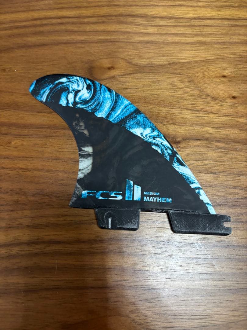 FCS II MAYHEM サーフボードフィン ミディアム