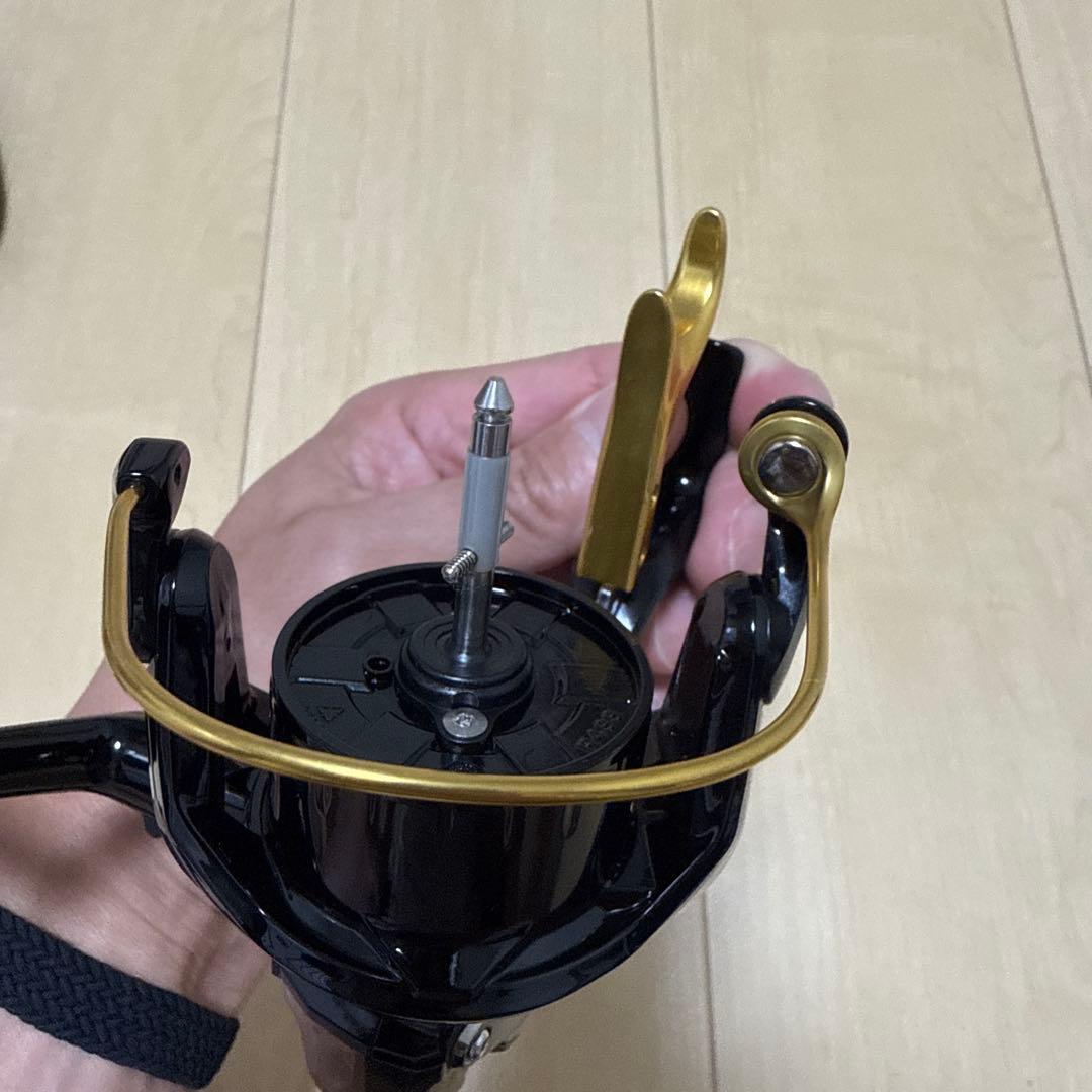 シマノ17BBXハイパーフォースC3000DXG Sレバーブレーキリール