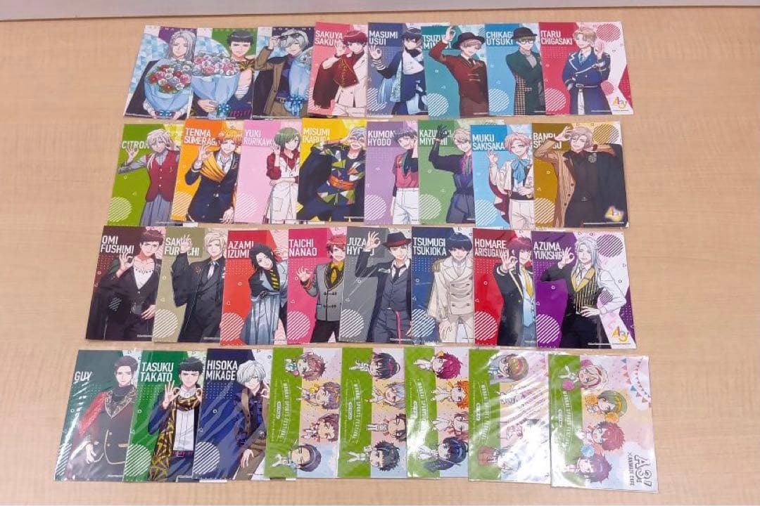 ❶A3! エーステ 色紙 紙類 クリアファイルなど 大量 まとめ売り