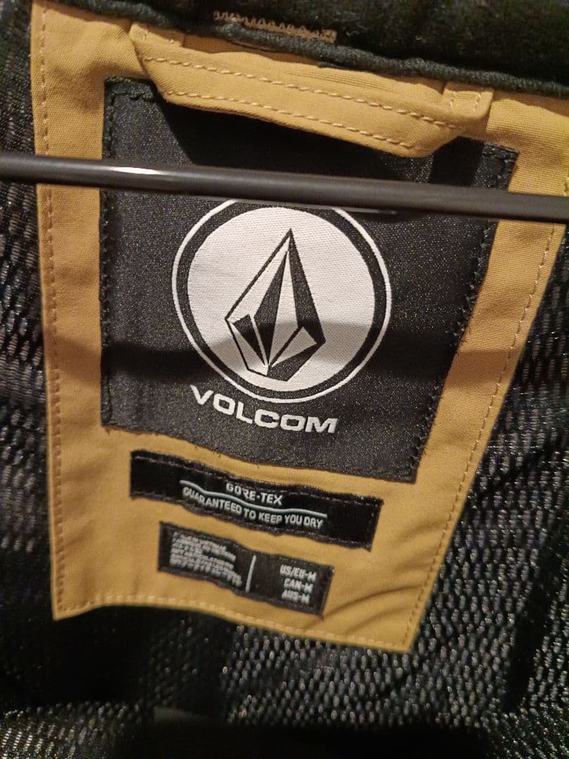 VOLCOM スノーボードウェア上下セット23-24モデル　GORE-TEX