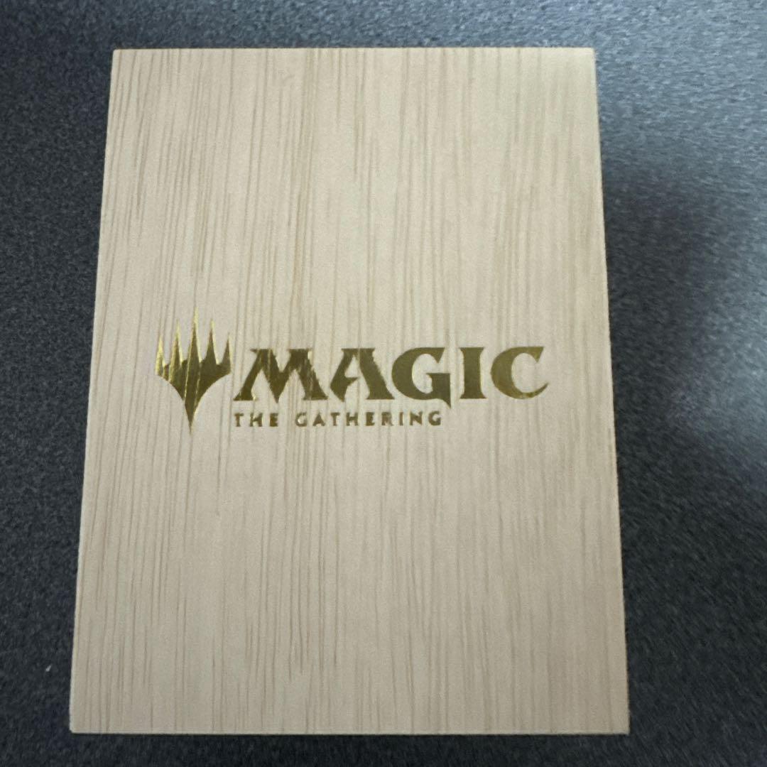 mtg 超稀少 大戦祭限定 桐箱付　フルプロテクトスリーブ 始祖ドラゴンecl