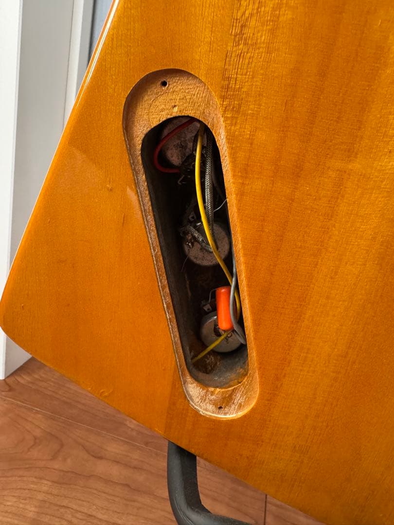 エピフォンエクスプローラー　送料無料　専用ケース付