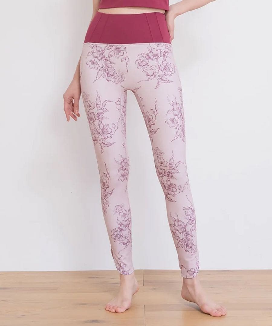 【新品】SUKALA アンティークプリント クロスタンクトップ&レギンス S