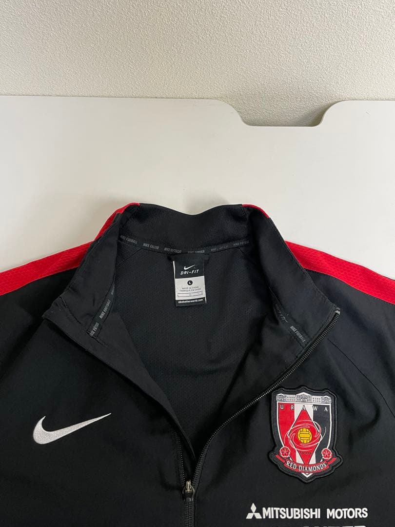 【良品】希少 2017 浦和レッズ 選手支給品 ピステ ウィンドブレーカー L