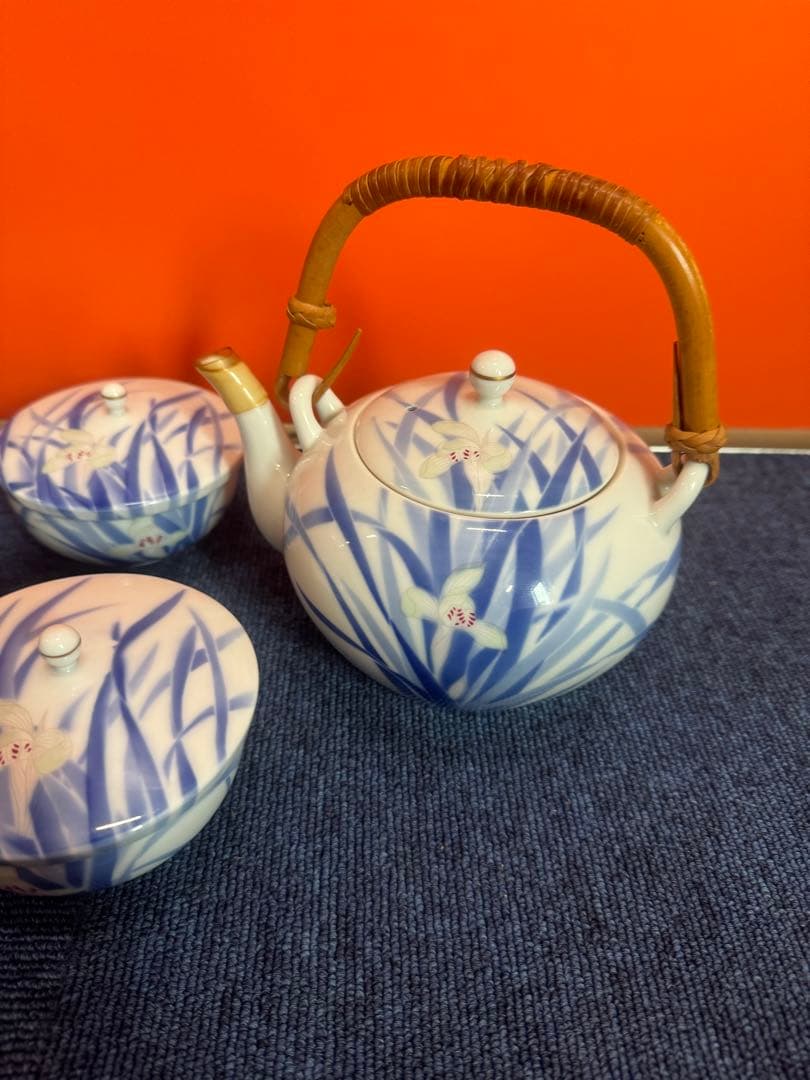1702 深川製磁  菖蒲  茶器セット　急須1客　湯呑蓋付3客
