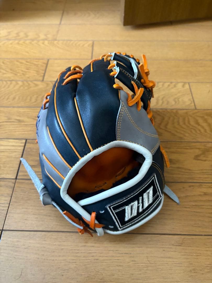 DiO 硬式野球グローブ 黒/オレンジ