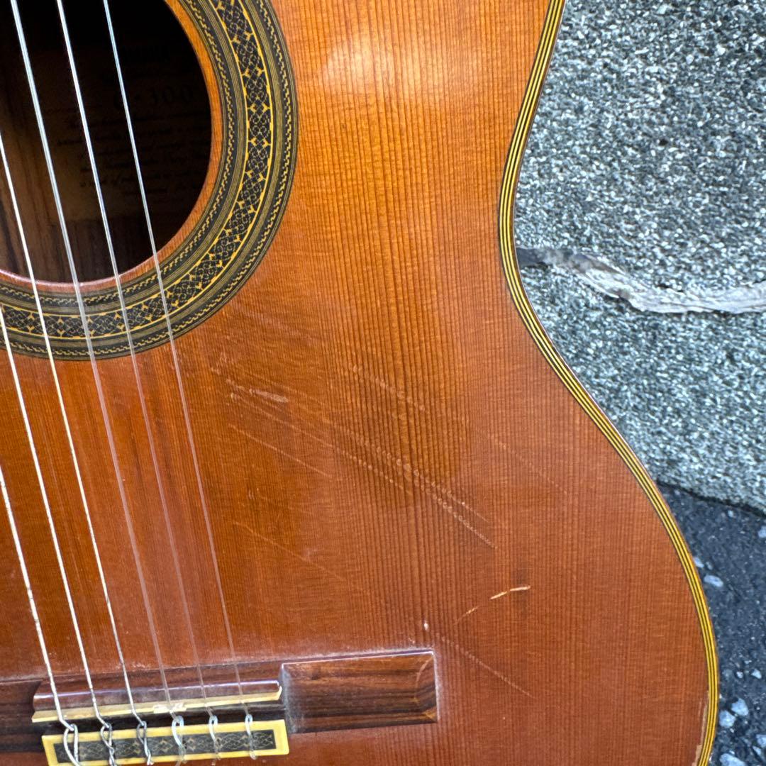 YAMAHA C-300 トップ単板 クラシックギター ガットギター ヤマハ