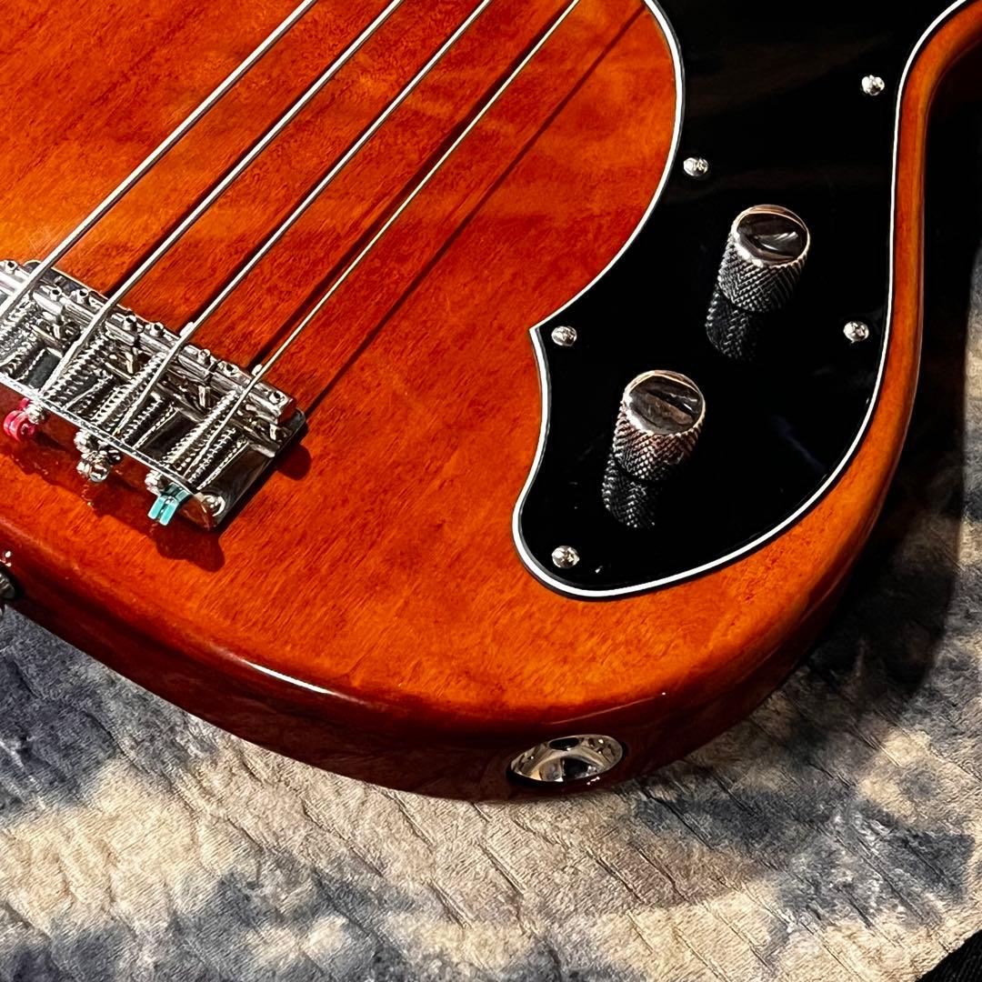 Squier by Fender テレキャスターベース ハードケース付き 管AL