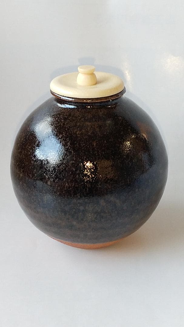 古瀬戸茶入 山口茂 作 仕覆 呂宋間道 茶道具 共箱 茶入 新品 未使用品 です