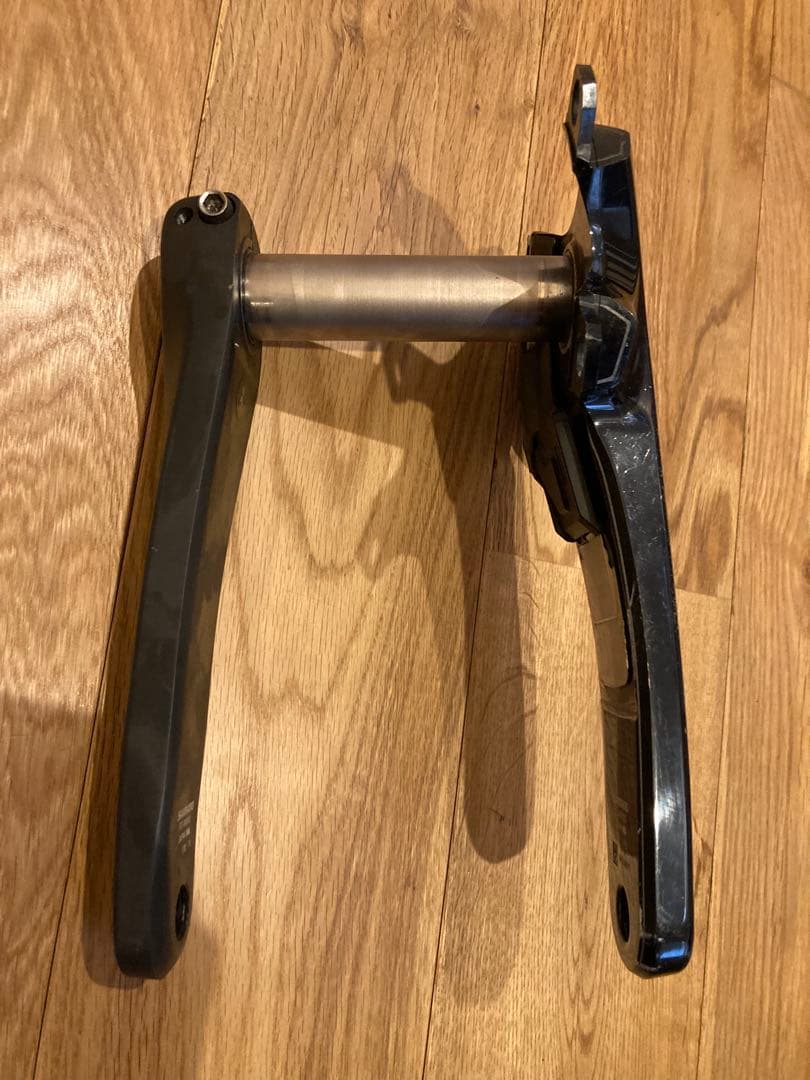 DURA-ACEクランクセット Pioneer パワーメーター右側計測