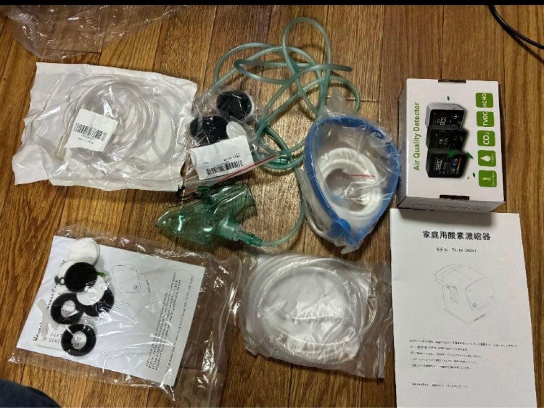 酸素濃縮器　酸素室　酸素吸入器　二酸化炭素計測器　新品に近い