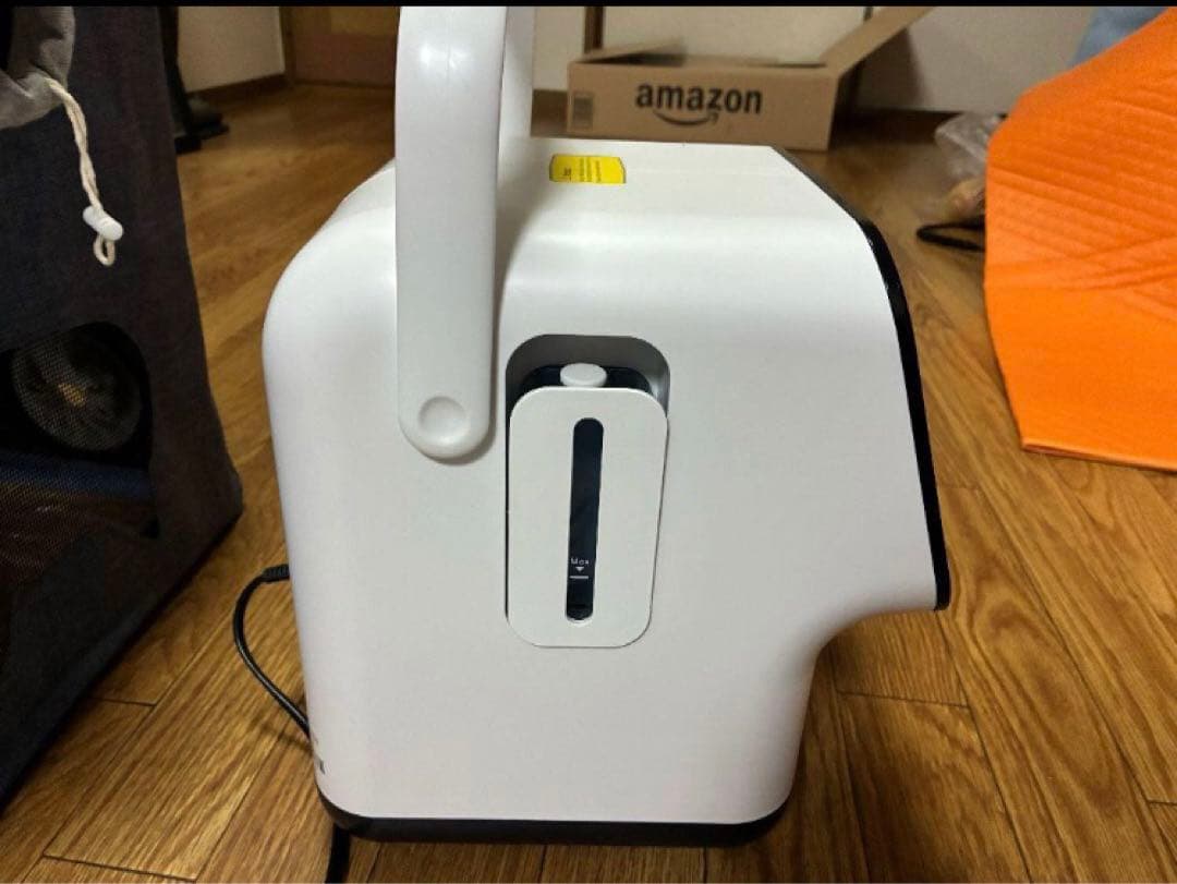 酸素濃縮器　酸素室　酸素吸入器　二酸化炭素計測器　新品に近い