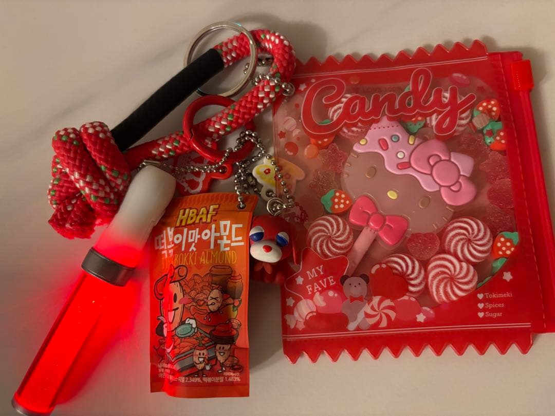 推し活　推しカラー　ピンク　ブルー　グリーン　パープル　レッド　イエロー　オタ活