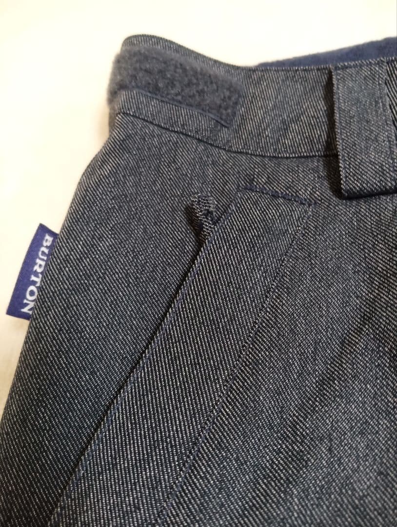 極美品　140 150 上下セット　BURTON 　スキーウェア