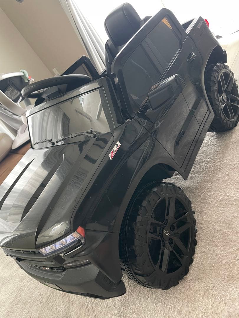 シボレーシルバラード　電動乗用ラジコン