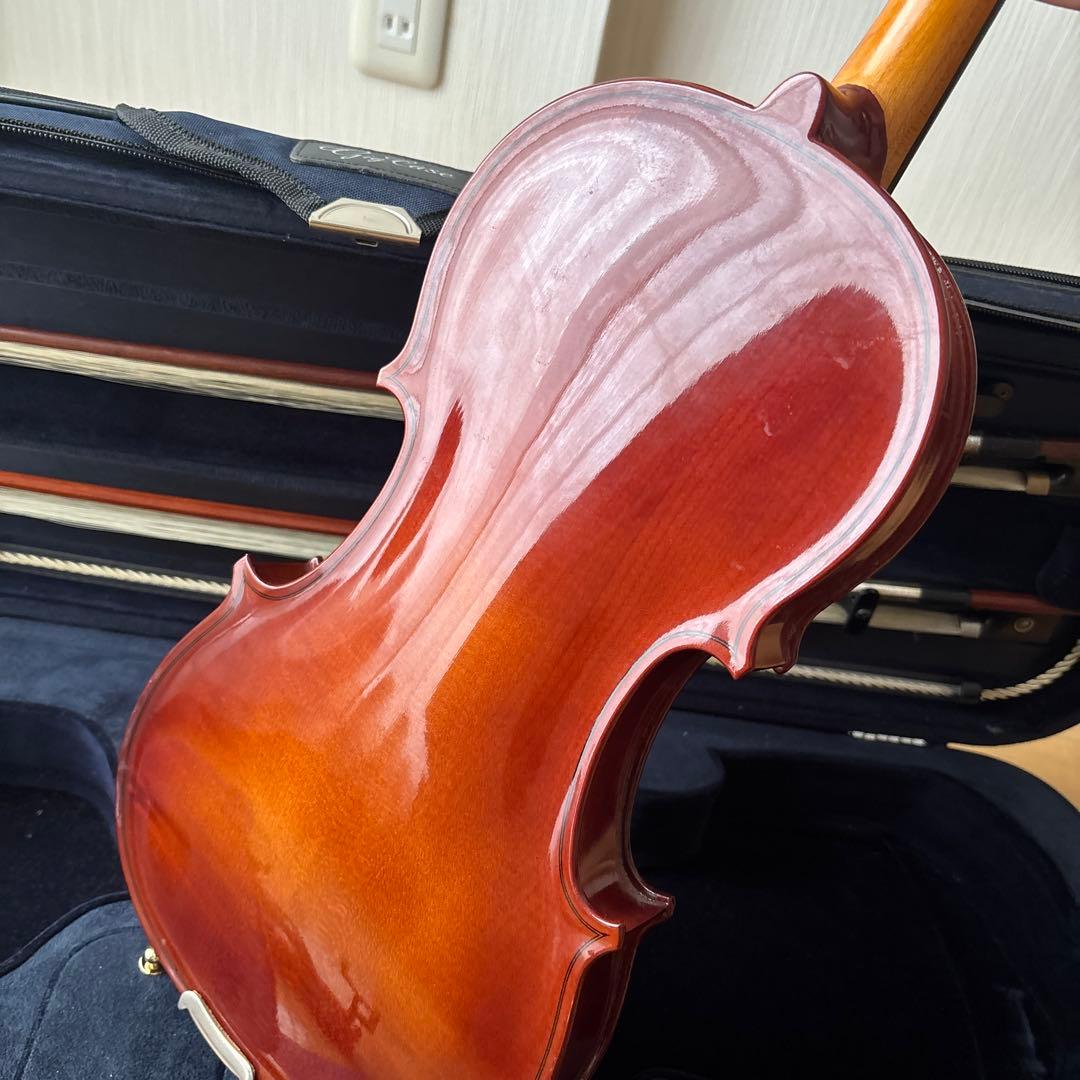 バイオリン本体 ケース付き　STRADIVARIUS型