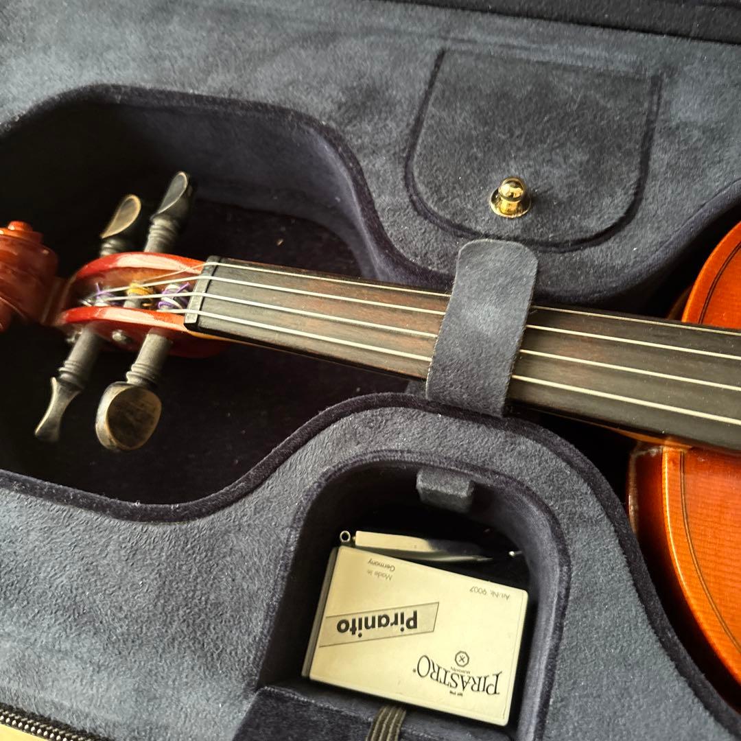 バイオリン本体 ケース付き　STRADIVARIUS型