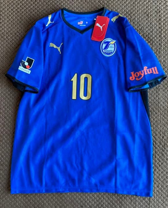 サッカー　大分トリニータ 2008 ウェズレイ　ユニフォーム #10 【新品】