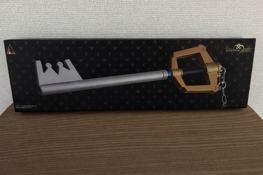 【未開封・公式】　キングダムハーツ ライトアップキーブレード キングダムチェーン