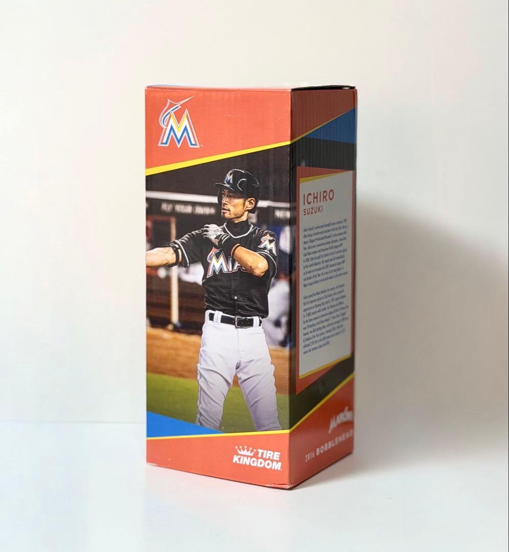 イチロー マーリンズ球場限定配布　カウンター付きボブルヘッド 首振り人形