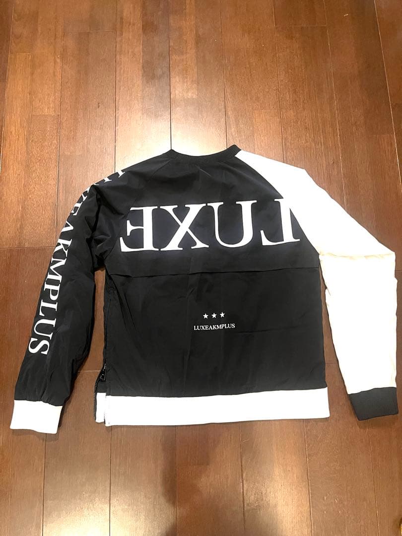 LUXEAKMPLUS トレーナー ブラック/ホワイト