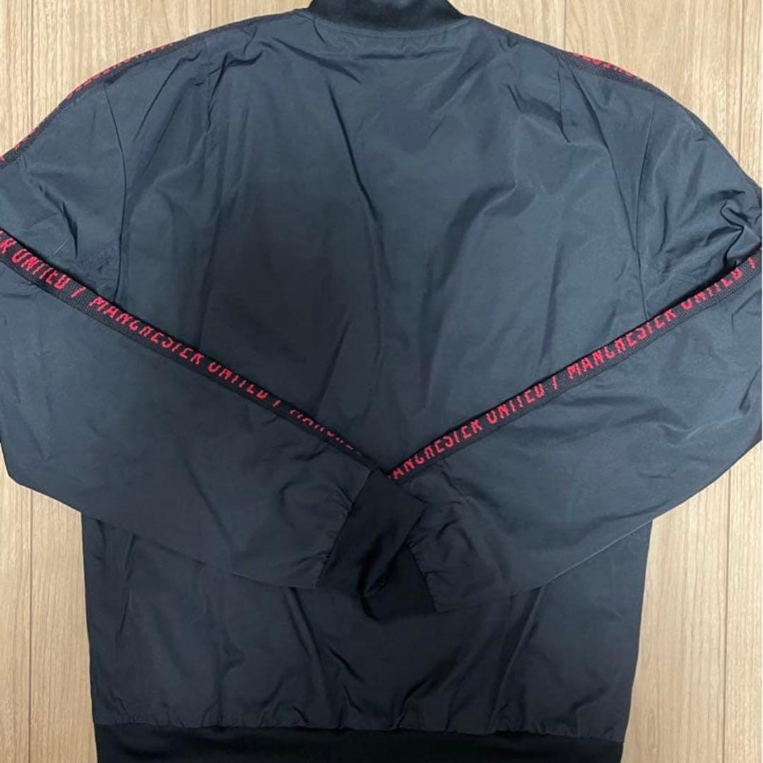 【正規品】新品タグ付 日本Mサイズ相当 マンチェスター ユナイテッド ジャケット