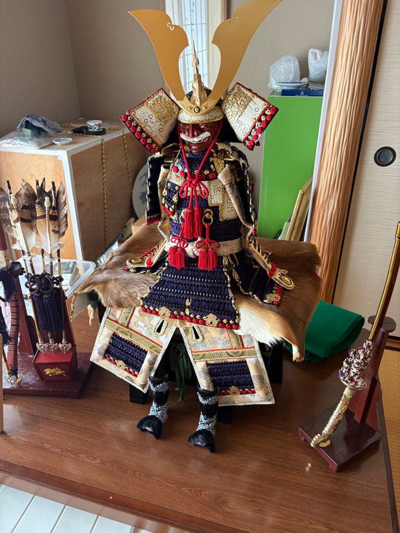 ５月人形　兜鎧刀等セット