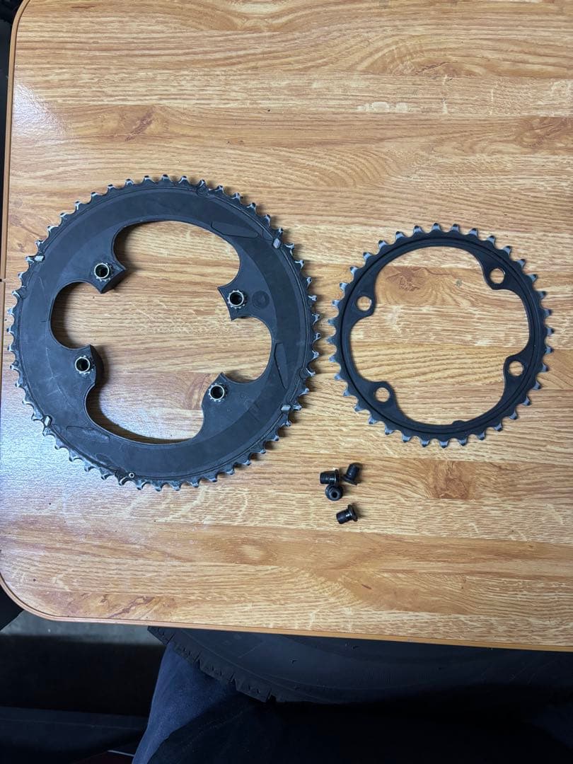 Shimano Ultegra R8100 52-36チェーンリング