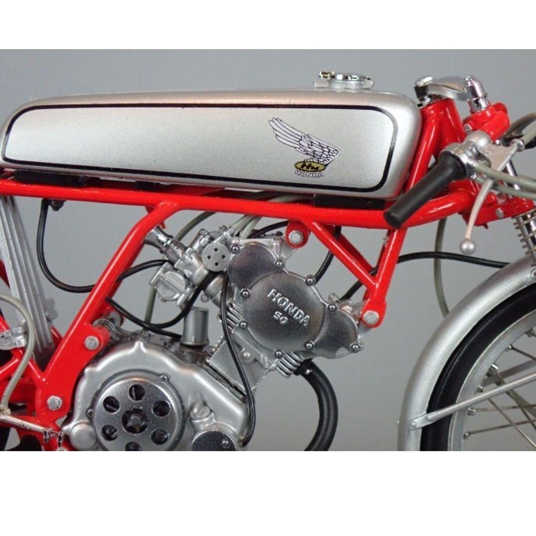１/１０完成品エブロホンダCＲ１１０Ｒ１９６２