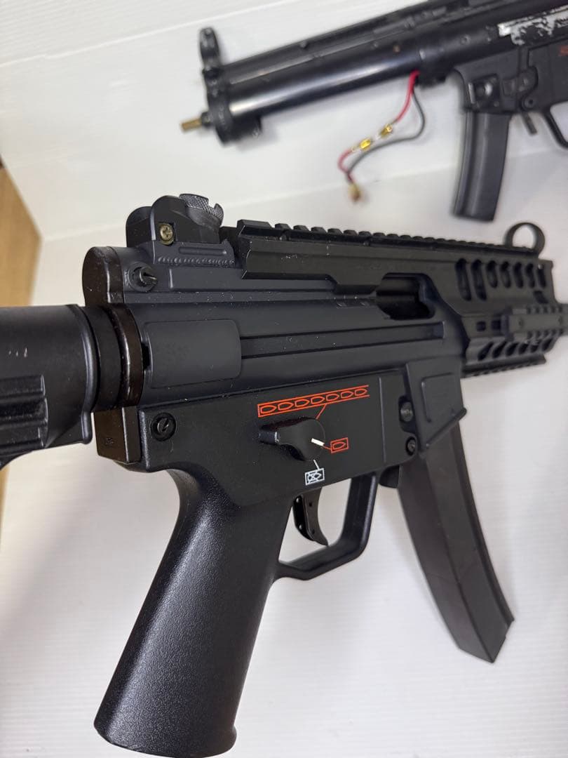 MARUZEN MP5 サブマシンガン　ガスガン