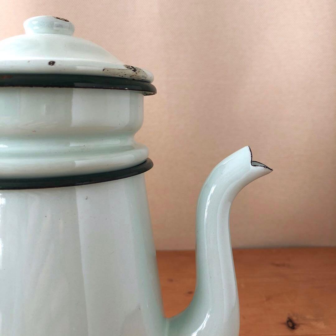 古いホーローポット　琺瑯　フランス　アンティーク　漉し器　カフェ　no.223