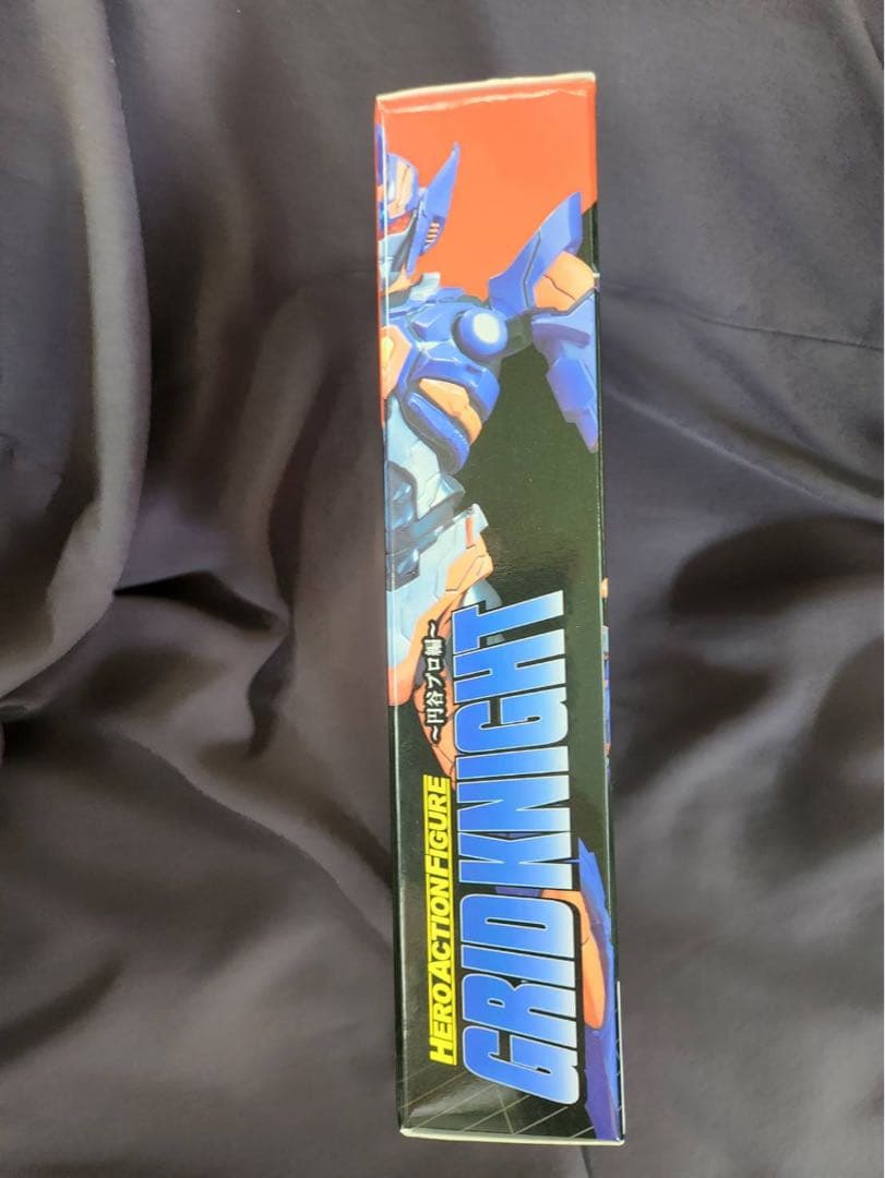 エヴォリューショントイ グリッドナイト 新品未開封