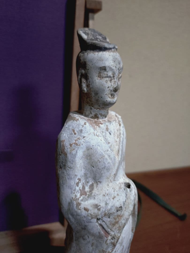 六朝 加彩 官人俑