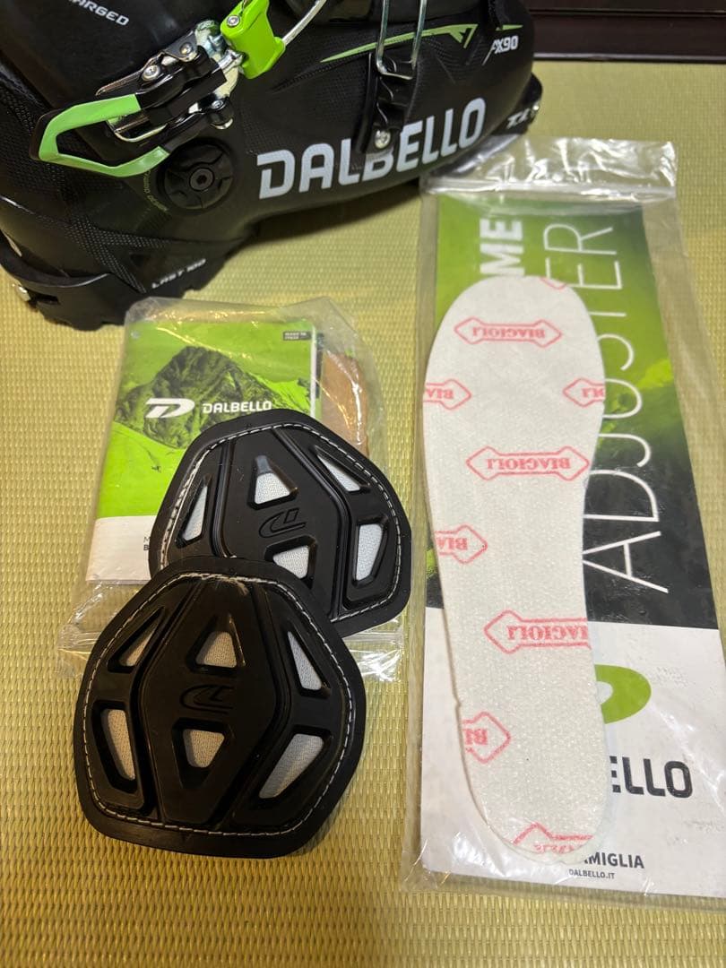 DALBELLO Lupo ダルベロ　25-25.5