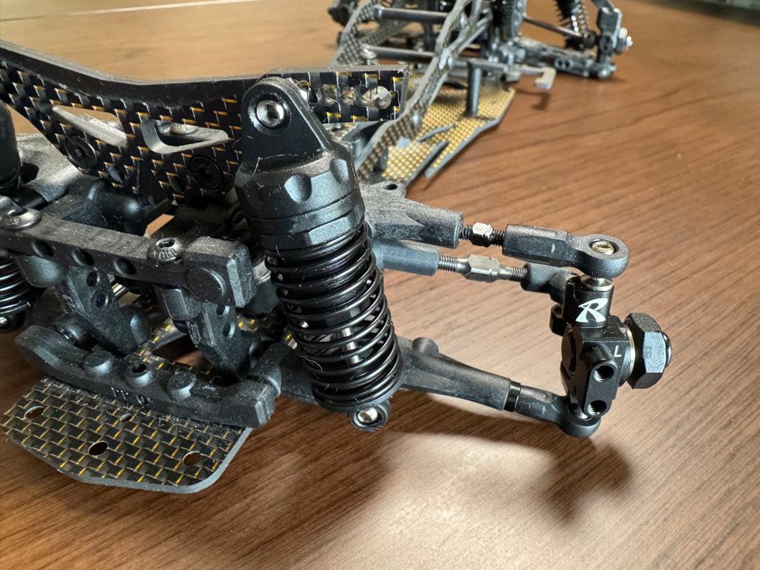 3レーシング　サクラD5MR 限定金カーボン　ReveDアルミナックル