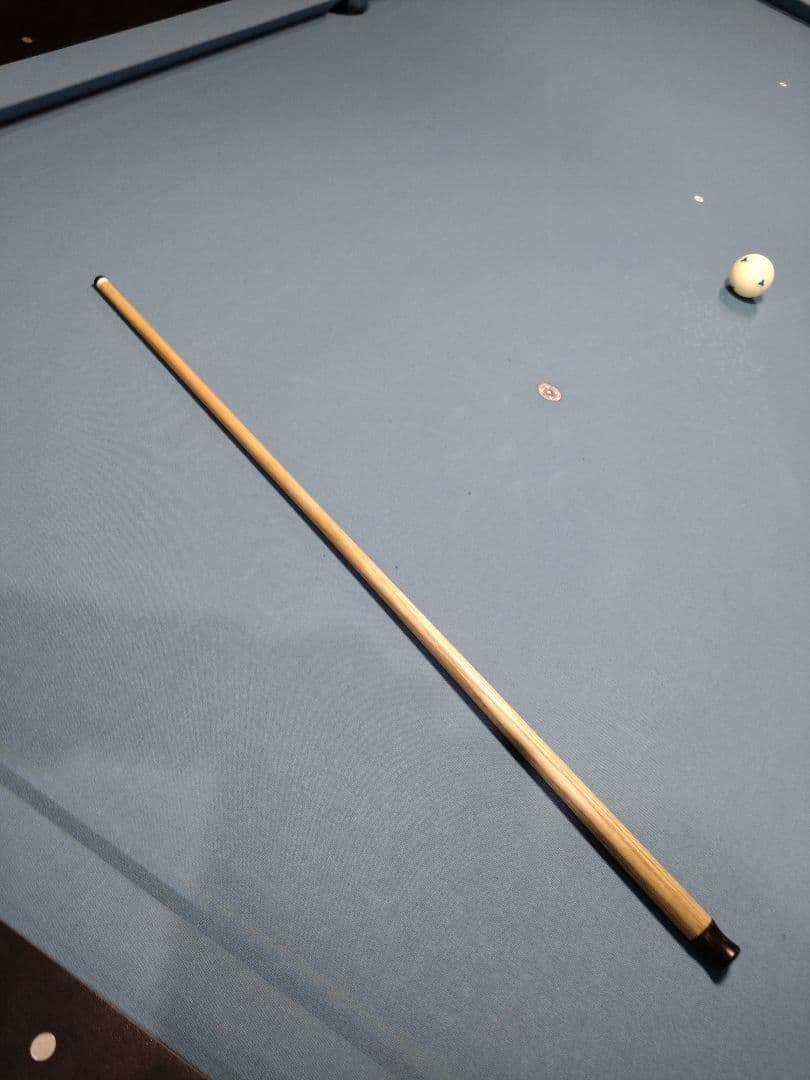 コモドドラゴン、geez アッシュシャフト 11.8 ラジアル ロゴ無し