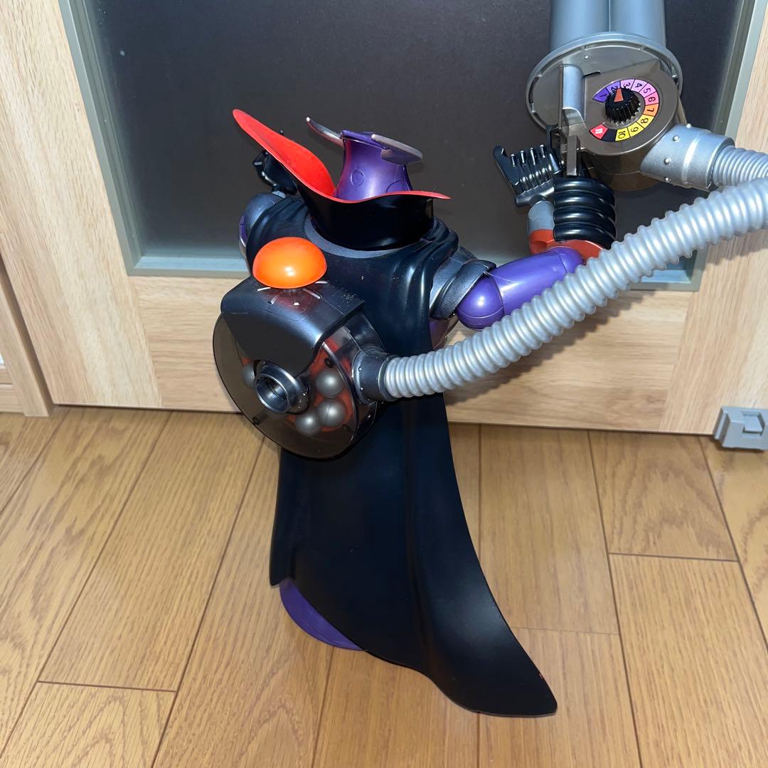 TOY STORY トイストーリー　ザーグ トーキング アクション フィギュア