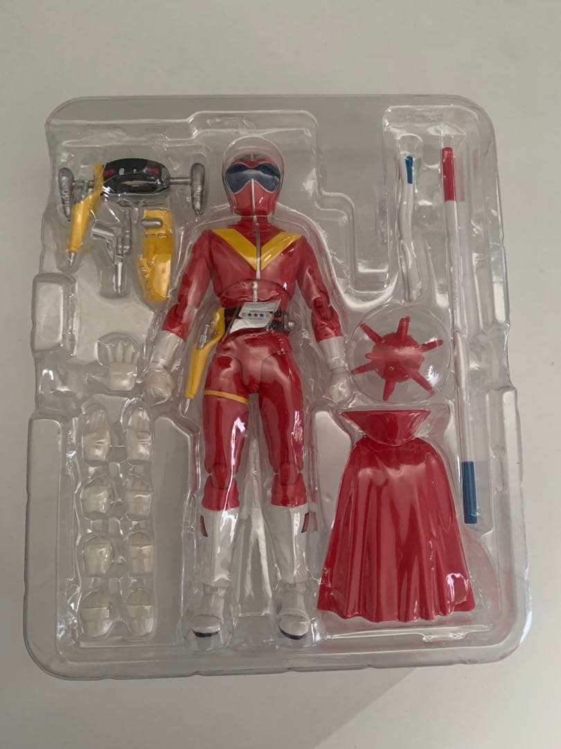 s.hフィギュアーツ　ウルトラマン　アカレンジャー　仮面ライダー1号　セット