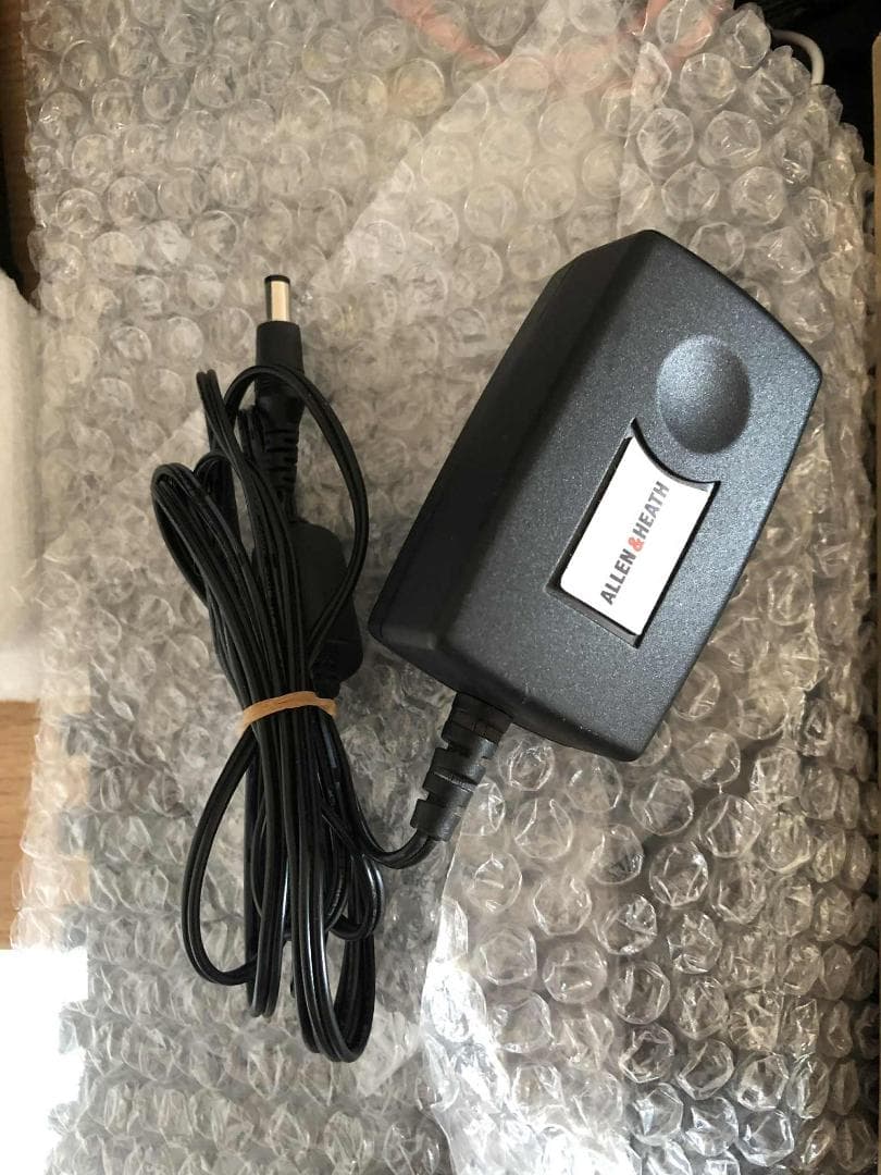 Allen & Heath XONE: 2D オーディオMIDIインターフェイス