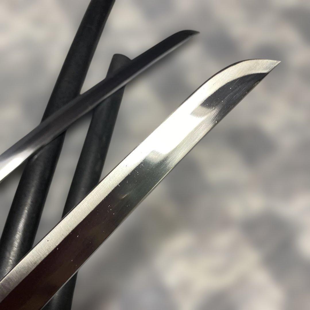 模造刀大小２本 黒柄 鶴松楕円鍔 黒梨地鞘