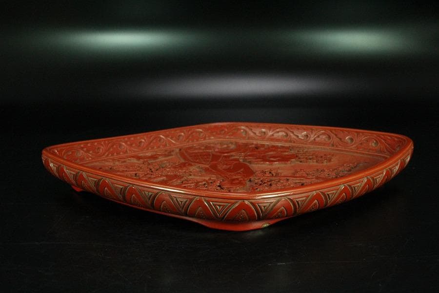 仿古 堆朱 刻 梅下女人紋 菱盆(K-LC479)