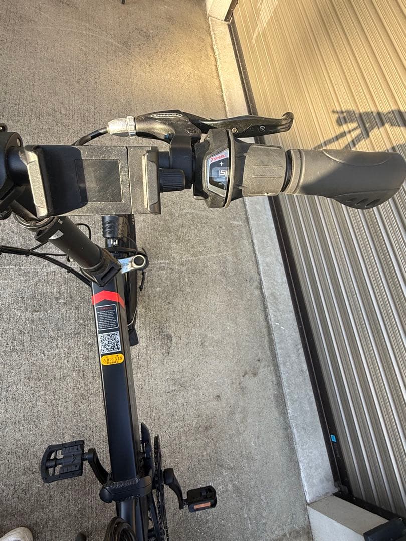 折りたたみ電動アシスト自転車 20インチ ミニベロ