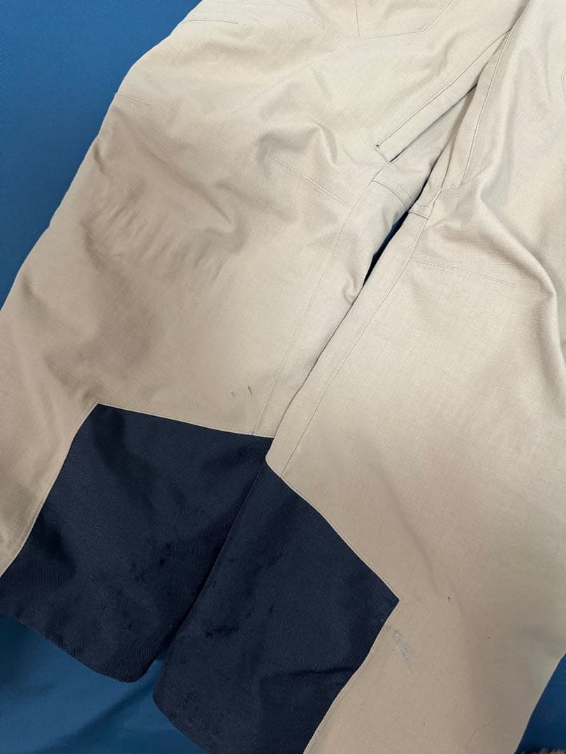 PEAK PERFORMANCE スキーウェア ベージュ　上下セット