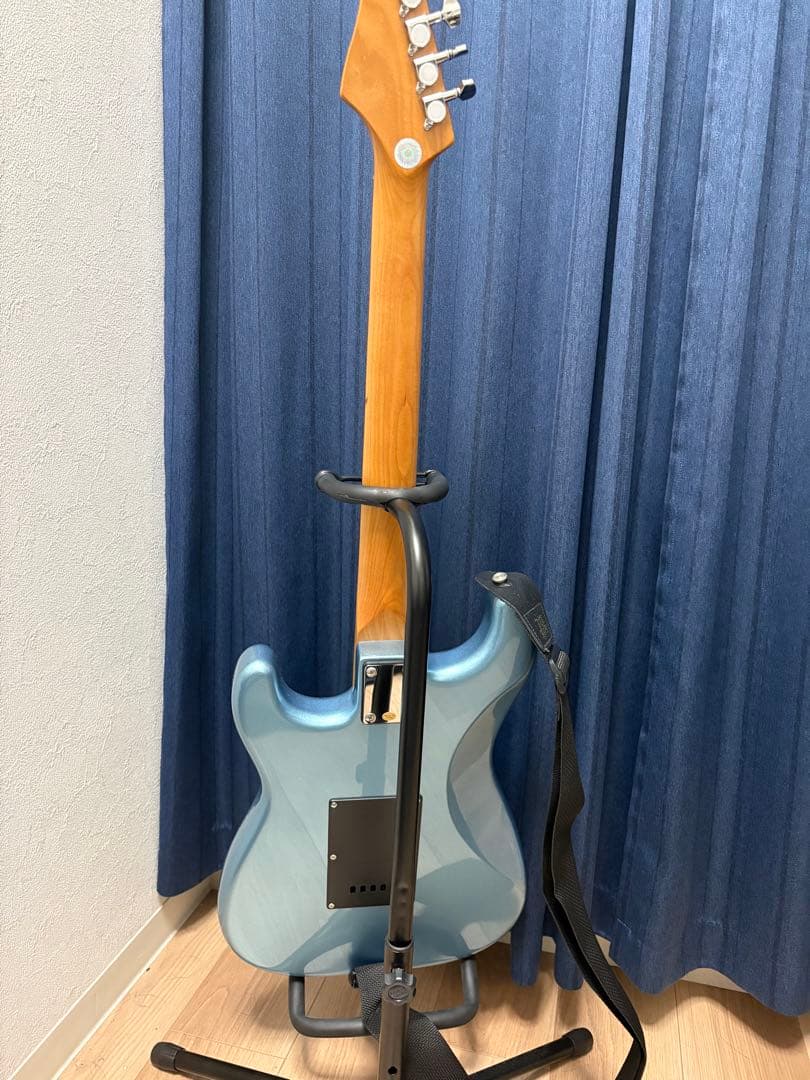 エレキギター ライトブルー ブラックパール