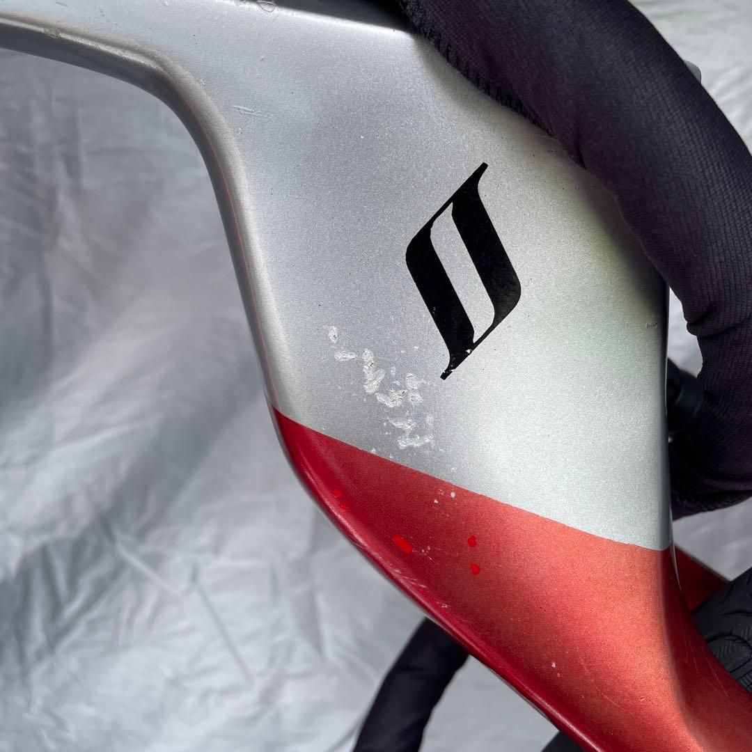 【送料込み】カーボン 電動アシスト自転車