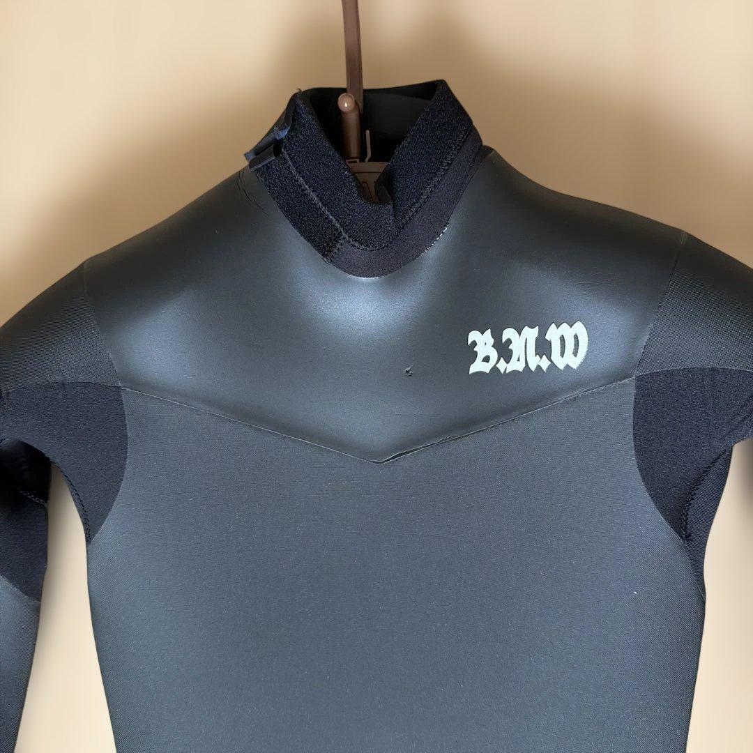 【美品】noise ノイズ ウエットスーツ 3ミリ フルスーツ ボーイズ