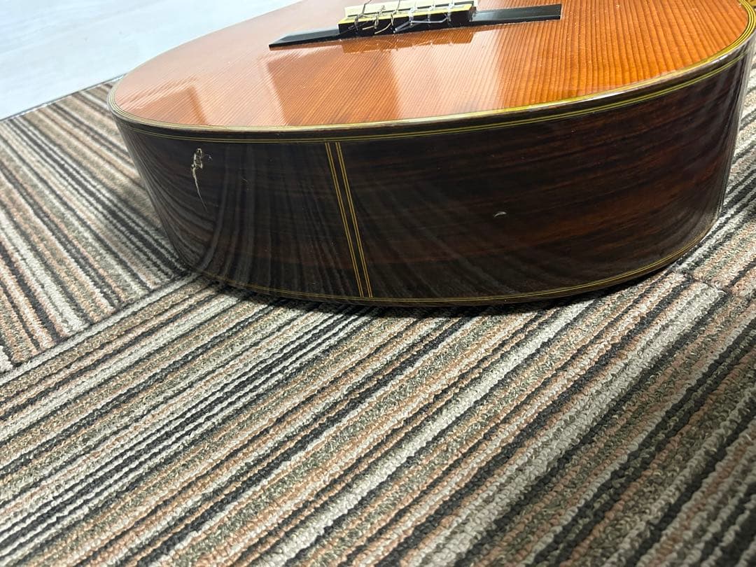 YAMAHA C-300 クラシックギターハードケース付き