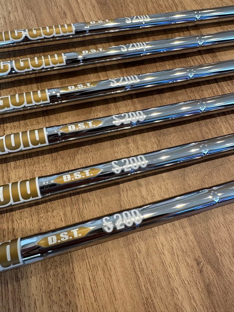 スリクソン ZX7MK2 アイアン ダイナミックゴールドS200DST シャフト