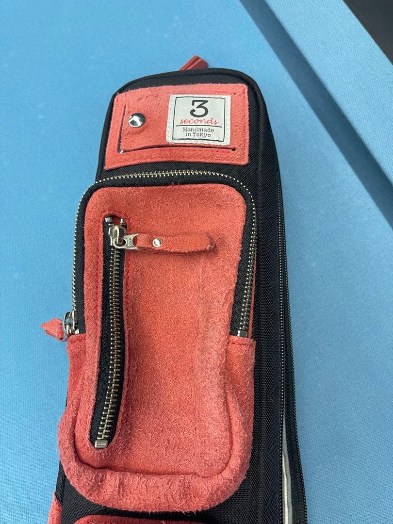 ビリヤードキューケース スリーセカンズ ブラックxレッド 2B4S 中古